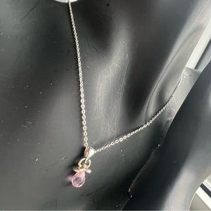 Hallmarked 925 pendent and a hallmarked necklaces.